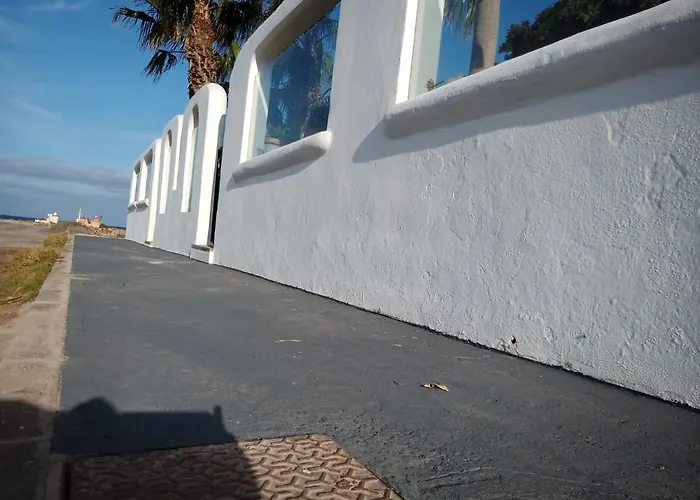 Apartamento Leilani Garden 2 *